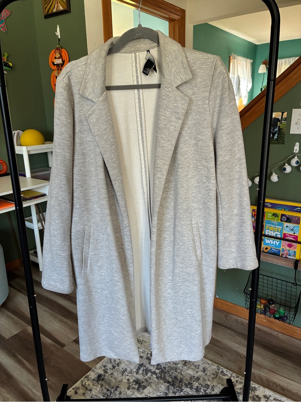 Forever 21 Women’s Light Gray Open Front Cardigan (L)